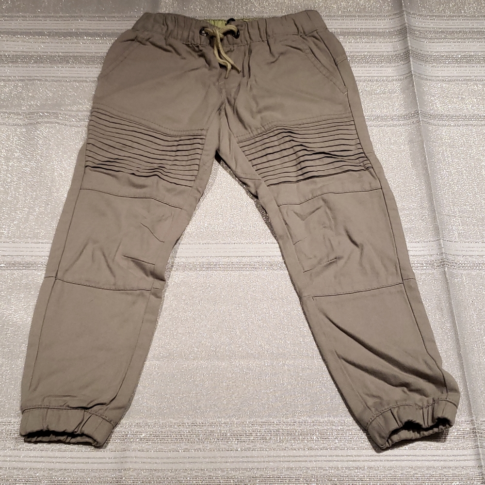 DKNY Kids NEW pants Size 6 Khaki 4-pocket NWOT